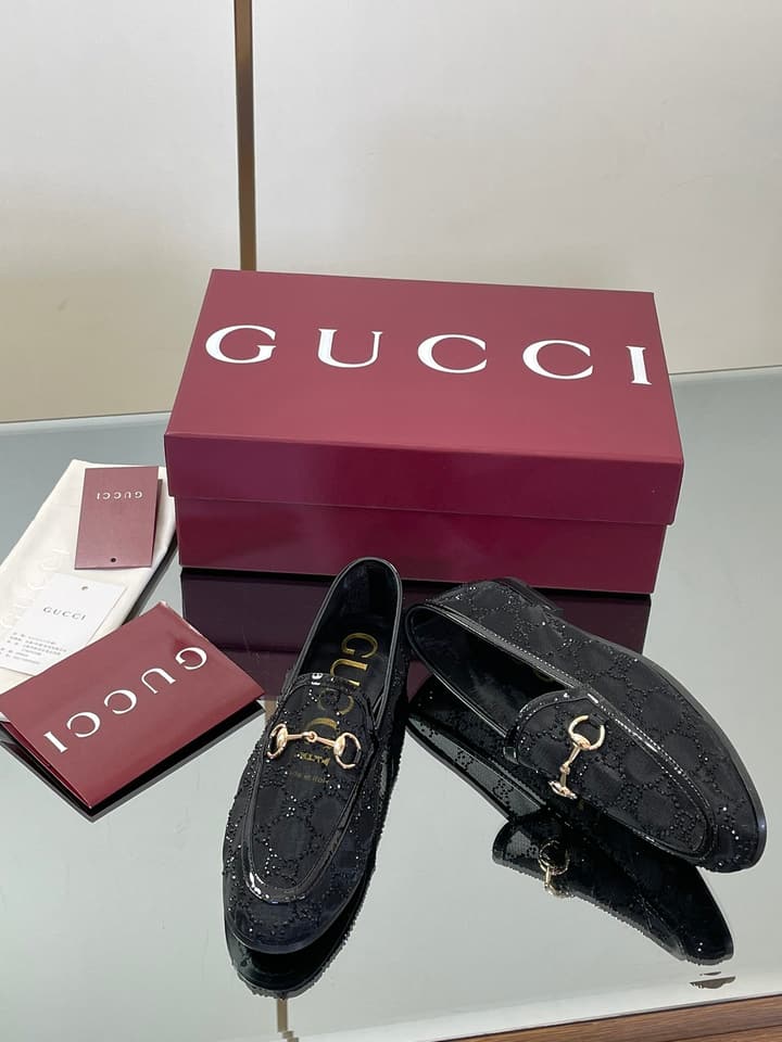 Gucci Patent Leather GG Crystal Loafers – FW25 in Black Patent Crystal Gg