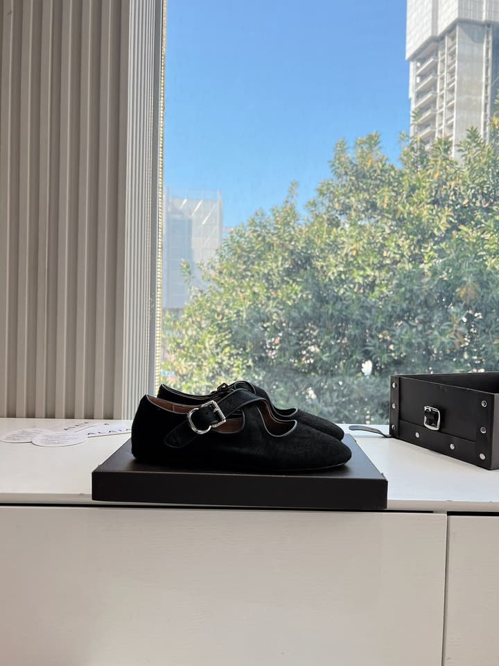 Alaïa French Fairy Ballet Flats – 2025 SS