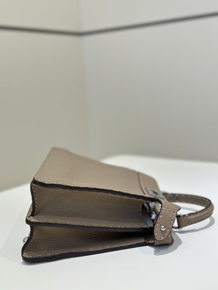 Fendi Peekaboo Small Handbag in Light Khaki Leather