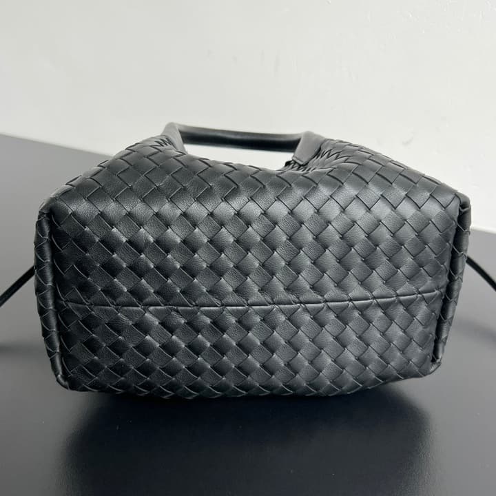 Bottega Veneta Pinacoteca Small Tote Handbag – 2025SS in Burgundy With Light Blue Lining A