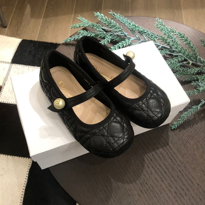 Dior DioBady Ballet Quilted Flats – Kids Collection – 2024SS in Black Quilted With Pearl Strap