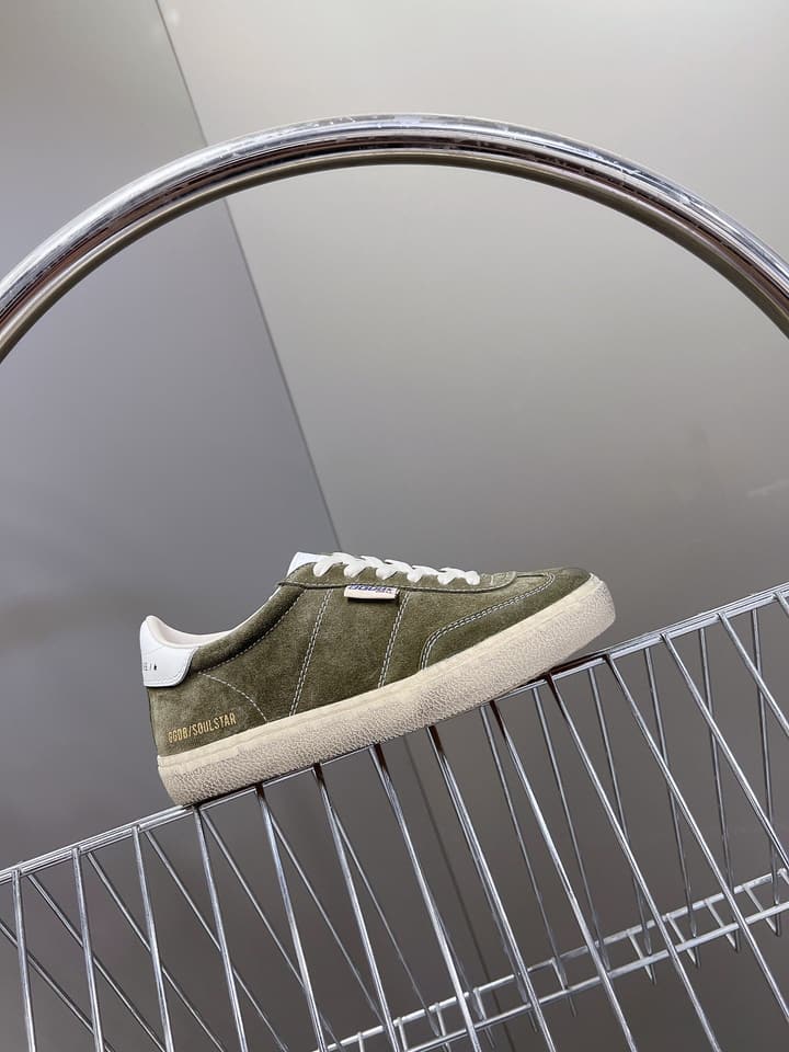 Golden Goose Distressed Leather Sneakers in Iridescent Pink
