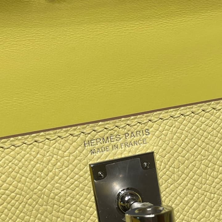 Hermès Mini Kelly Handbag – Second Generation