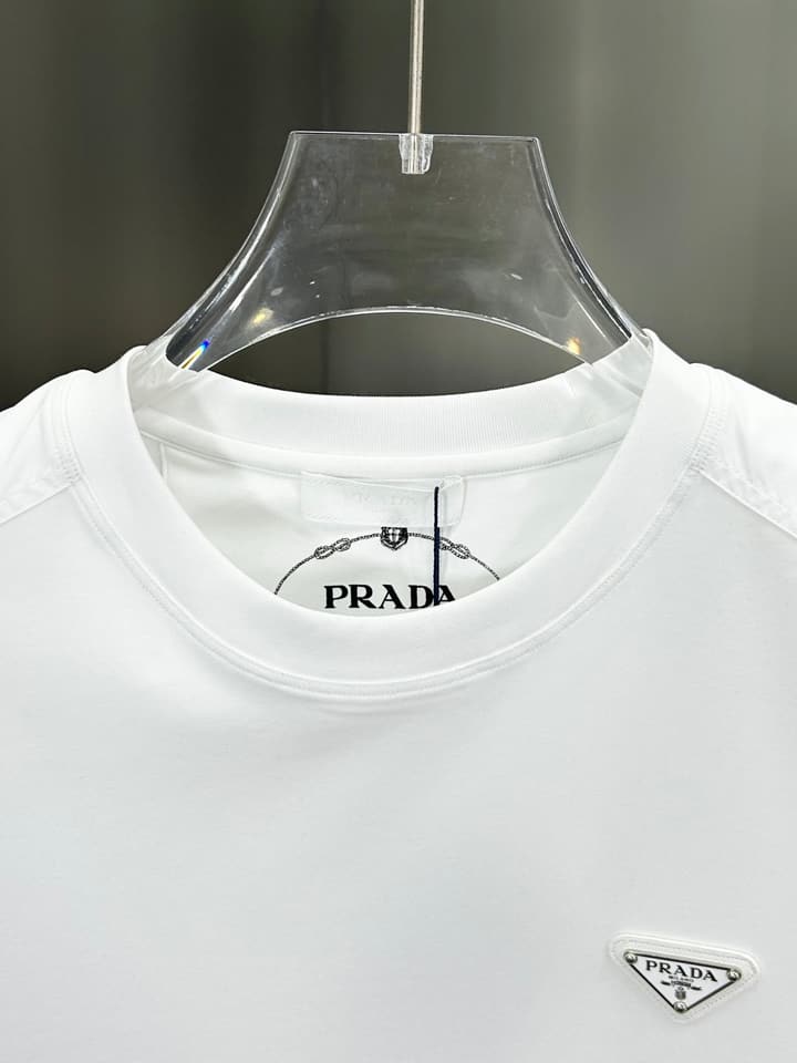 Prada 3D Logo High-Count Cotton T-Shirt – 2026SS in Classic Black