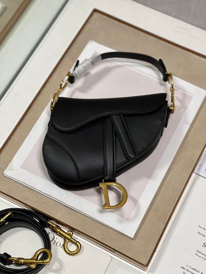 Dior Saddle Shoulder Bag in Black