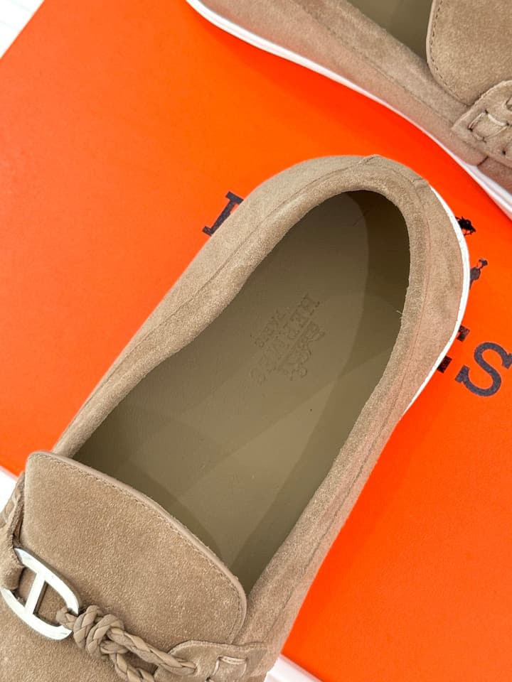 Hermès Retro Couple's Loafers – 25FW in Dark Brown