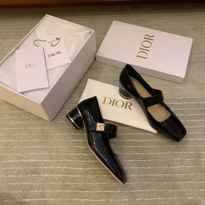 Dior Miss Dior Mary Jane Patent Heels – FW24 in Black Patent Leather Mary Jane