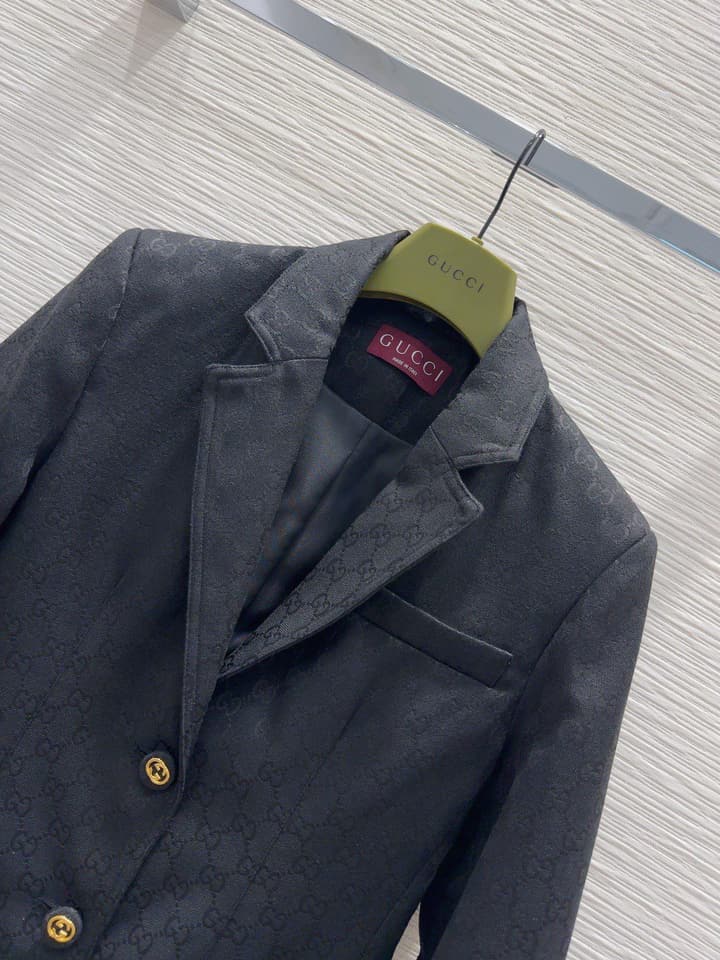 Gucci Lapel Jacquard Blazer in Black Jacquard
