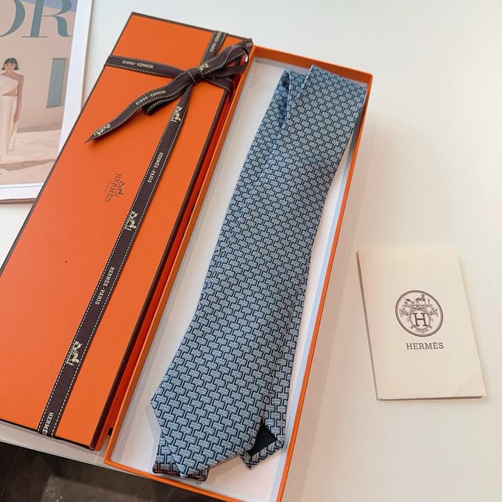 Hermès Philippe Mouquet Men's Tie in Cool Grey Patterned