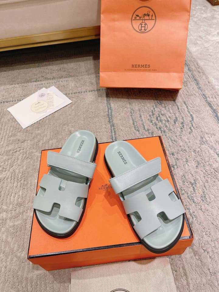 Hermès Chypre Slides – 2023SS Collection in Black And White