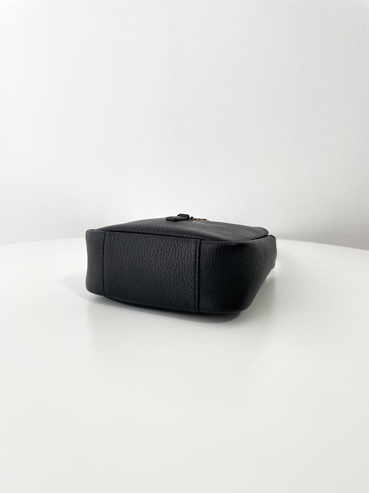 Saint Laurent LE 5 À 7 Soft Hobo Mini – 2024 Collection