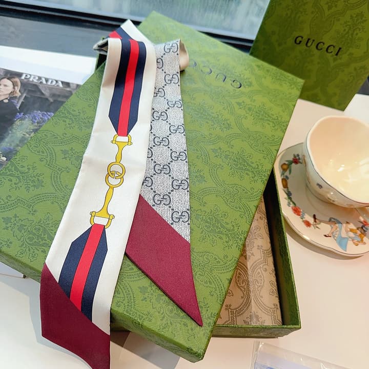 Gucci GG Logo Twilly Silk Scarf