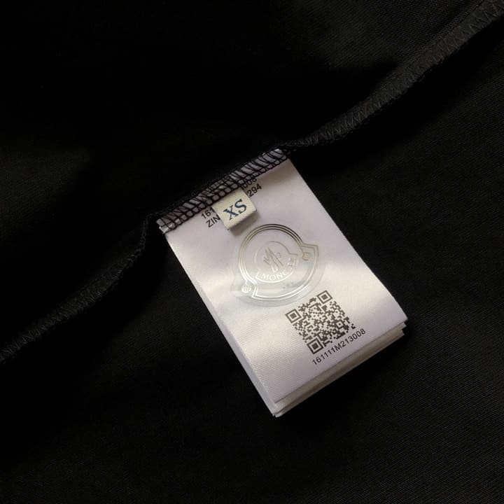Moncler Embroidered Logo Crewneck T-Shirt – 2026SS in Black