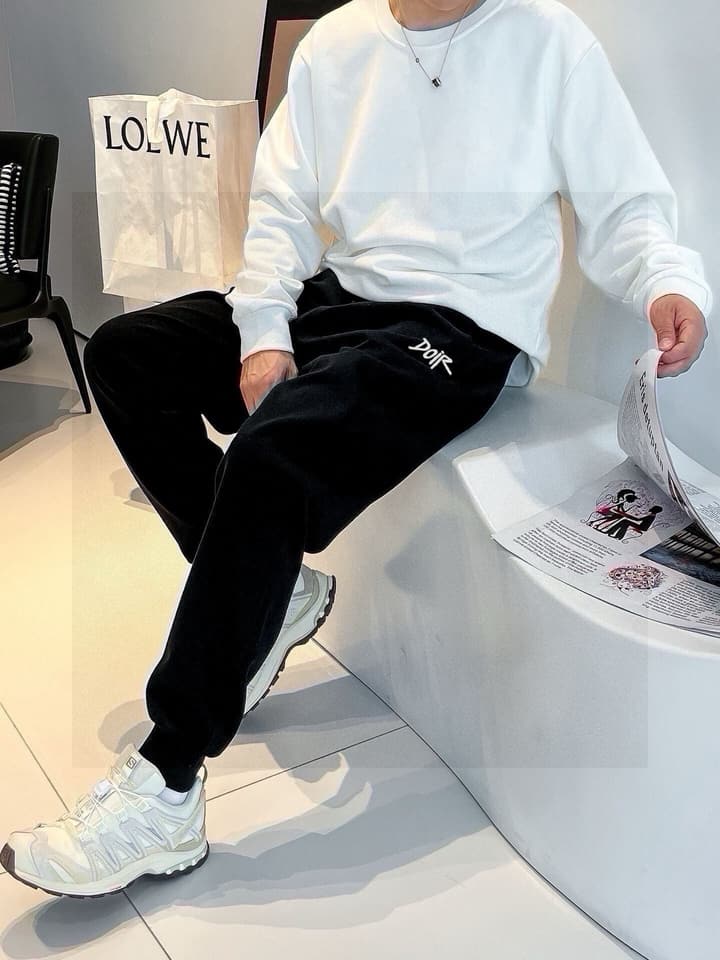 Dior Irregular Letter Embroidery Sweatpants – 23SS in Black