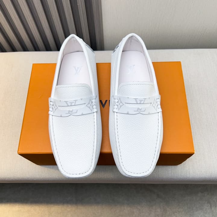 Louis Vuitton Pebbled Leather Driving Shoes in Black Textured Leather