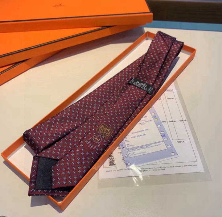 Hermès H-Letter Men's Silk Tie Series in Burgundy Microdot