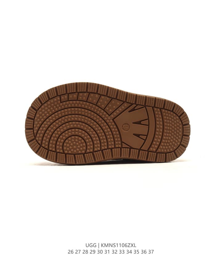 UGG Mid-Top Snow Boots – Kids Collection in Classic Tan Slip-on Boot
