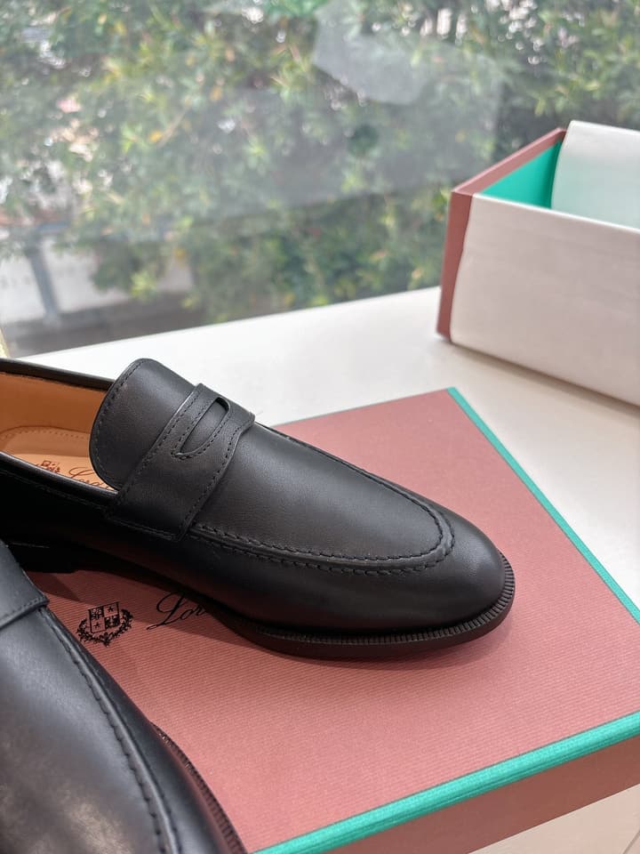 Loro Piana Classic Loafers in Burgundy Leather