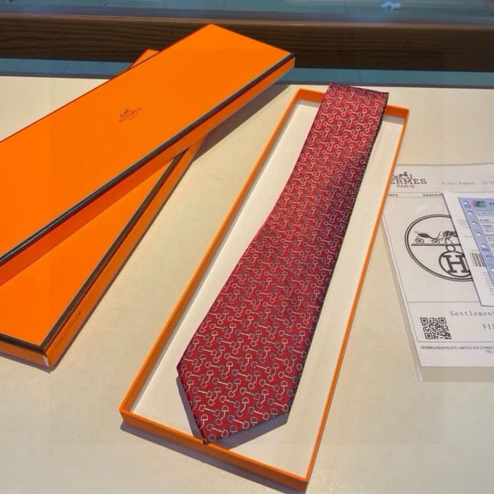 Hermès Men's New Collection Silk Tie in Navy Blue