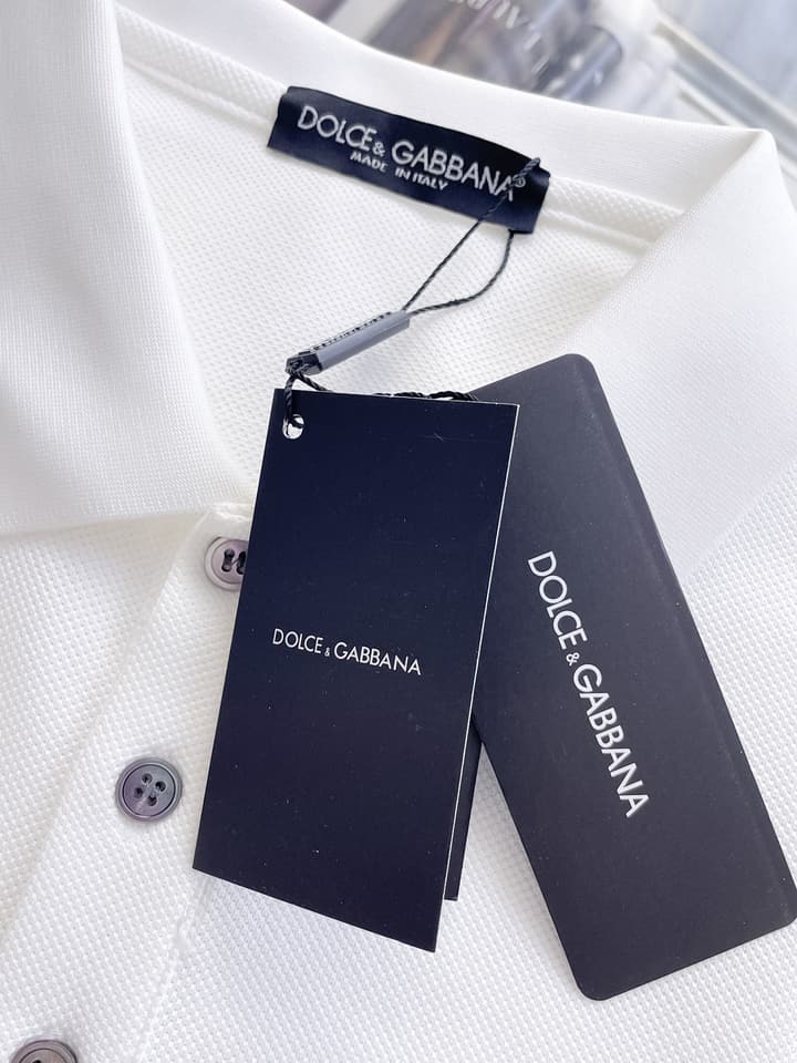 Dolce & Gabbana Minimalist Piqué Polo Shirt – Spring/Summer Collection – 2026 in Black Patch Logo