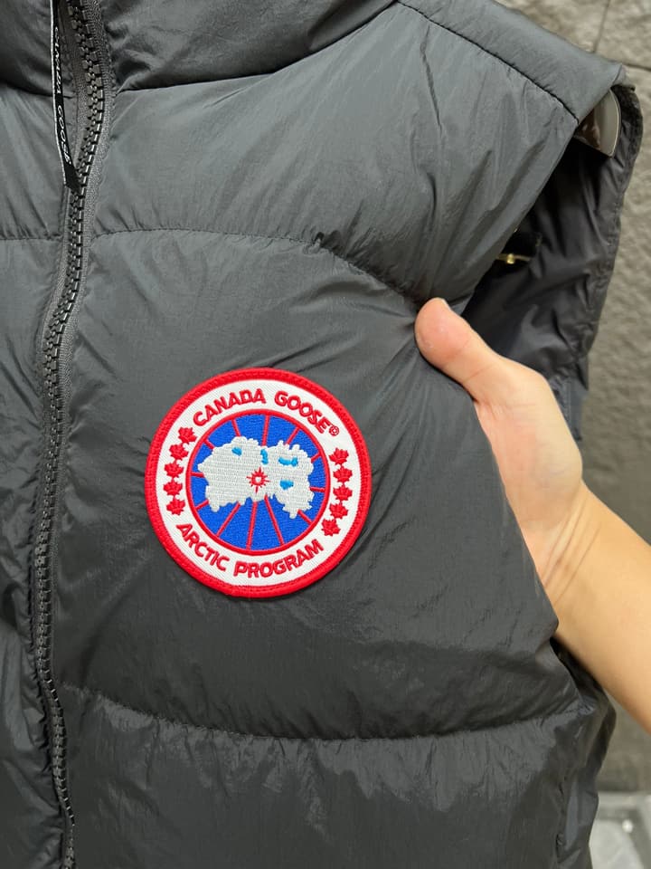 Canada Goose Lawrence Series Down Vest in Classic Black