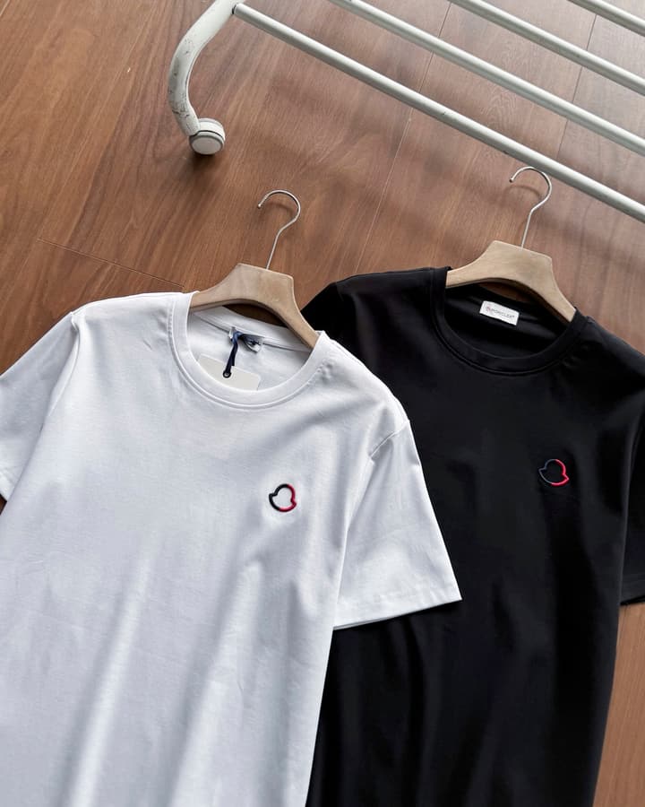 Moncler Classic Logo Embroidered T-Shirt in Classic Black