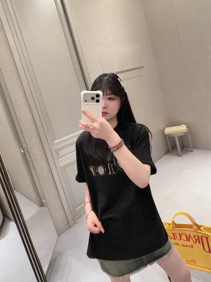Dior Reverse Embroidered Loose Fit T-Shirt – Summer Collection 2026 in Black