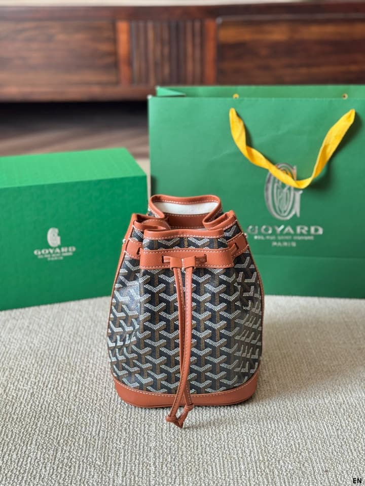 Goyard Bucket Bag in Black