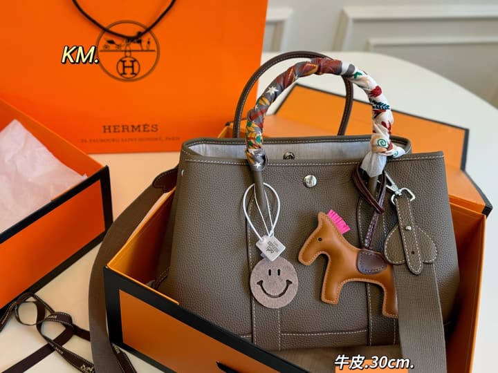Hermès Garden Tote Bag in Light Beige