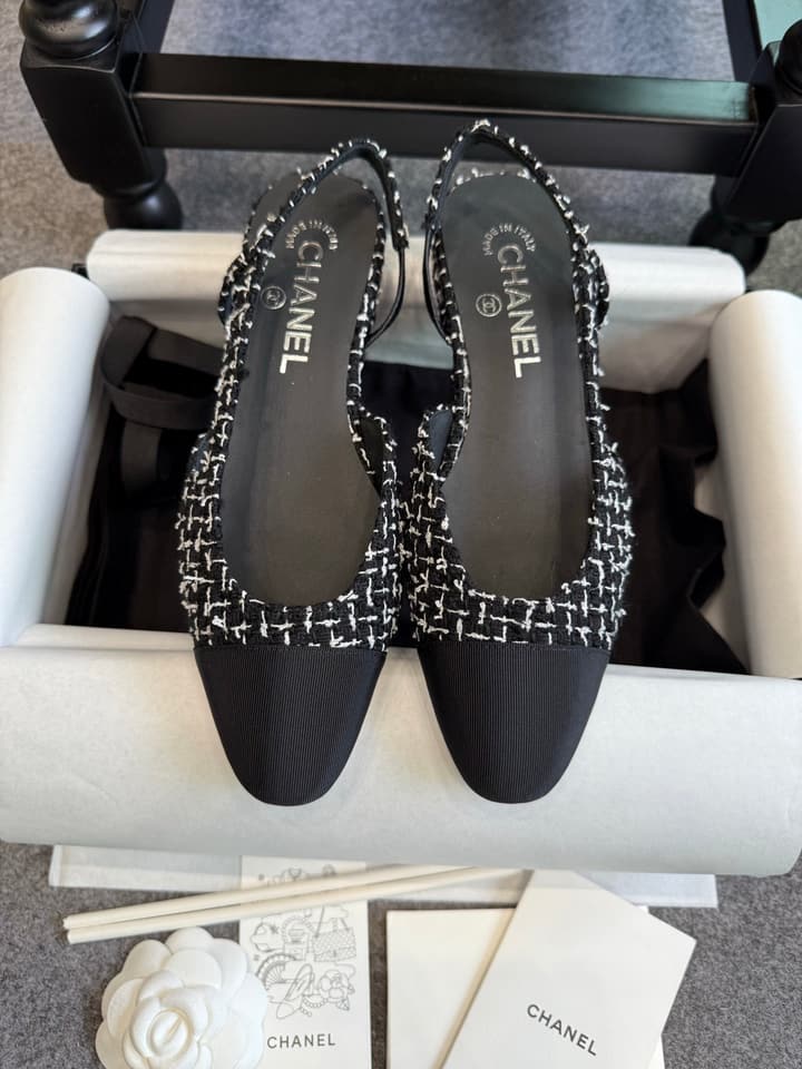 Chanel Classic Slingback Heels in Bright Black And White Tweed