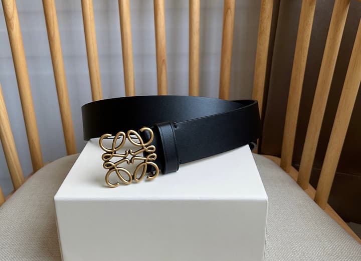 Loewe Narrow Leather Belt with Anagram Padlock Buckle in Black Leather With Silver Buckle