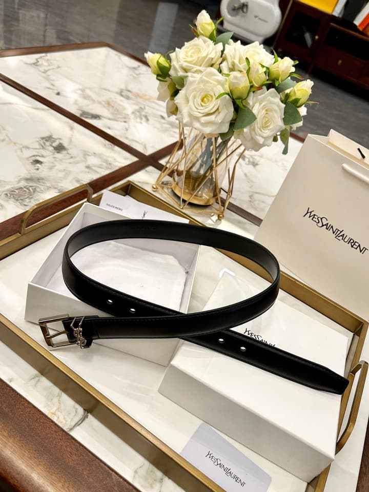 Saint Laurent Classic Leather Belt – 3.0cm