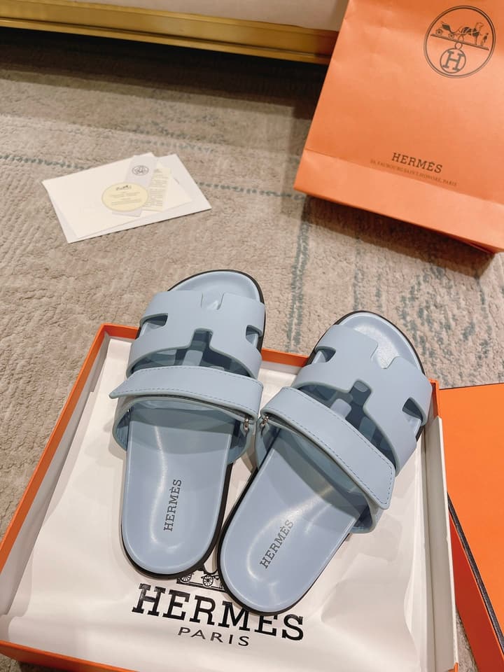 Hermès Chypre Slides – 2023SS Collection in Black And White