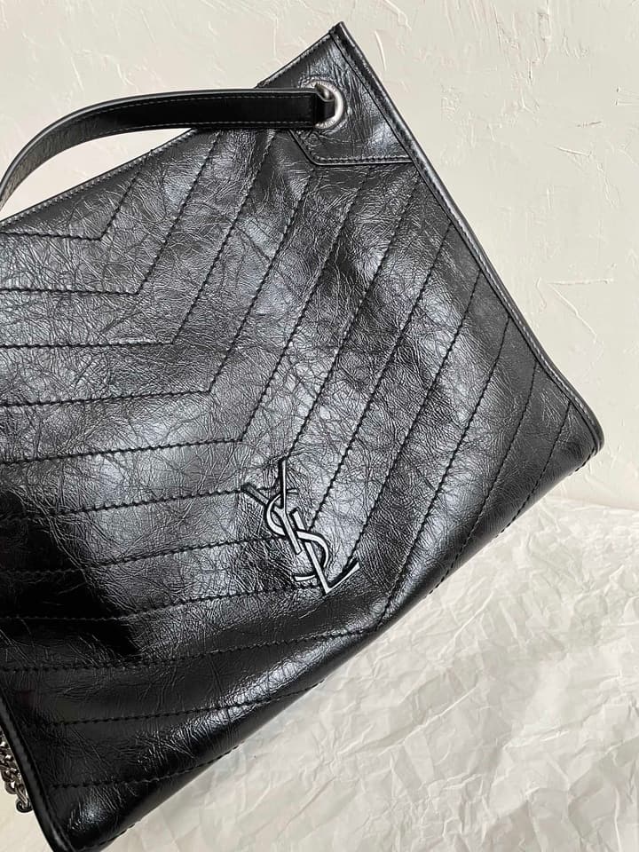 Saint Laurent Niki Medium Tote Bag