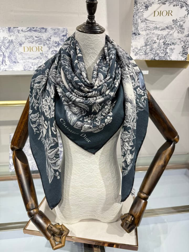 Dior Cashmere Silk Square Scarf – 2025 Collection in Cream Multi-floral