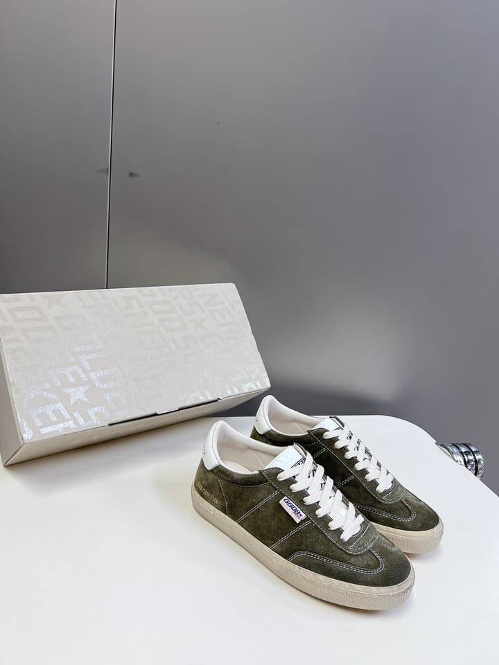 Golden Goose Distressed Leather Sneakers in Iridescent Pink