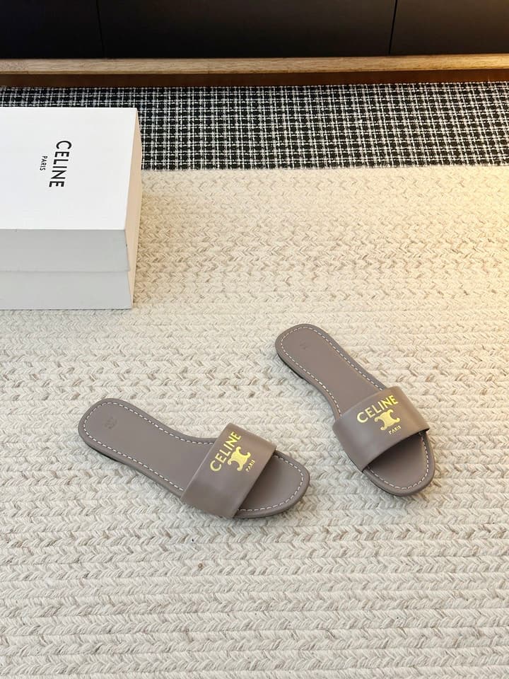 Celine Minimalist Triomphe Flat Sandals – Summer Collection in White