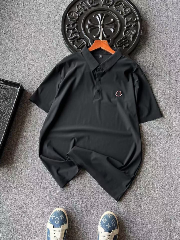 Moncler Seamless Business Casual Polo Shirt in Grey