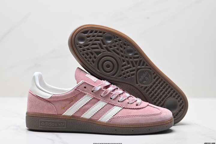 Adidas Handball Spezial Retro Casual Sneakers in Light Blue