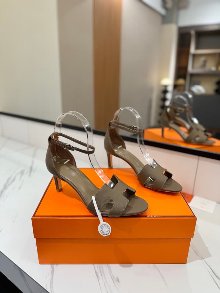 Hermès Classic Palm Grain Cowhide Heels – 6.5cm in Black