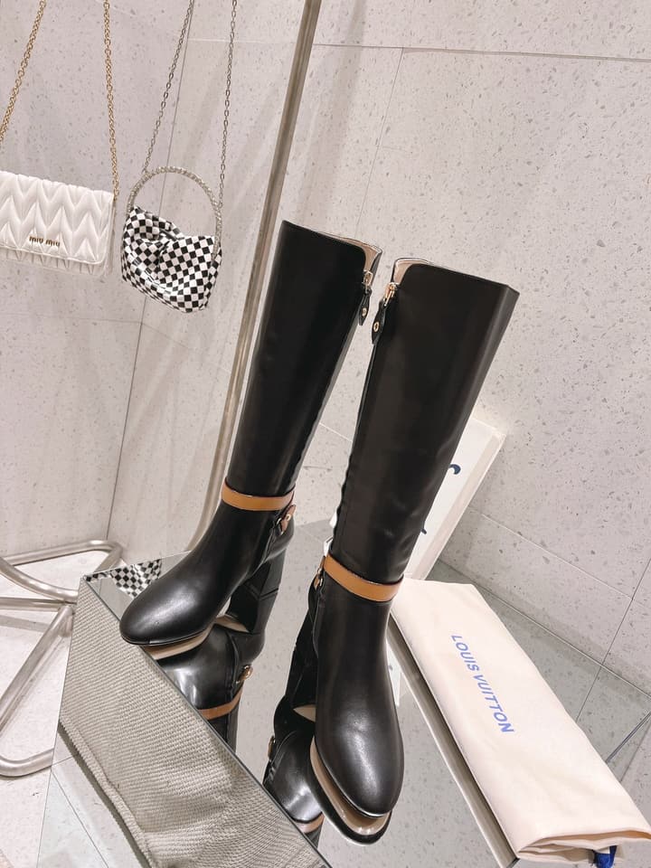 Louis Vuitton Parisienne Leather Knee-High Boots in Black Leather