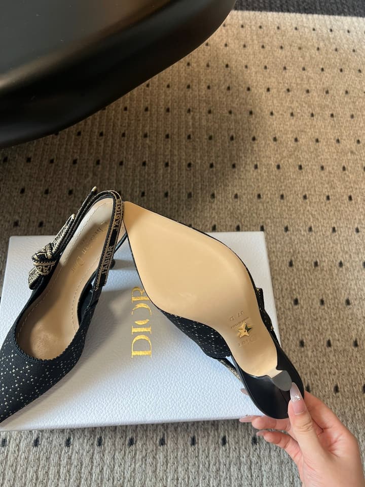 Dior Classic Polka Dot Bow Pumps in Deep Quilted Black
