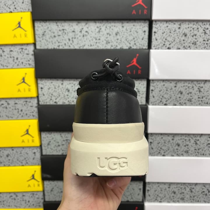 UGG Platform Low-Cut Snow Boots in Black Suede Slip-on