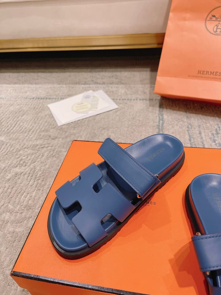 Hermès Chypre Slides – 2023SS Collection in Black And White