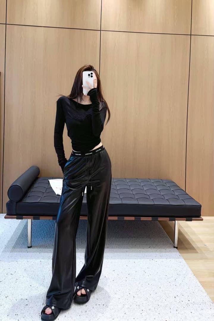 Miu Miu Letter Elastic Waist Straight Leather Pants in Black