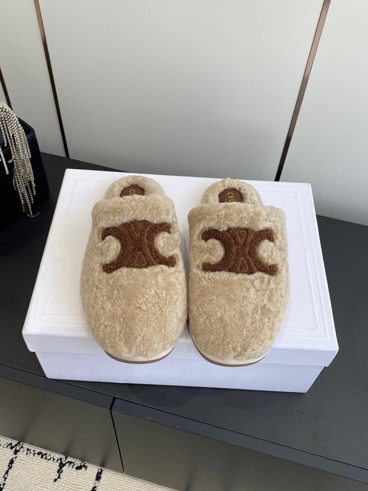 Celine Triomphe Wool Slippers – Autumn/Winter Collection in Beige