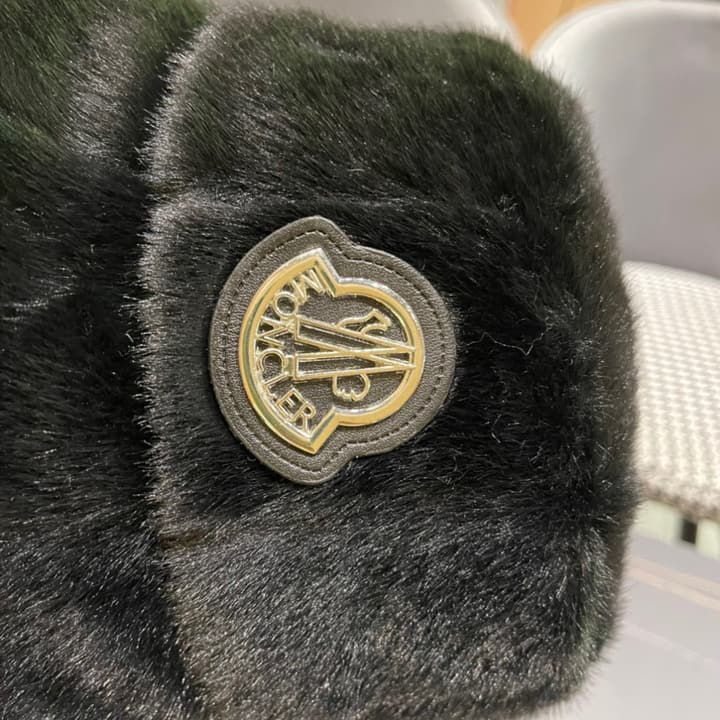 Moncler Fluffy Autumn/Winter Bucket Hat in Dark Gray Sherpa