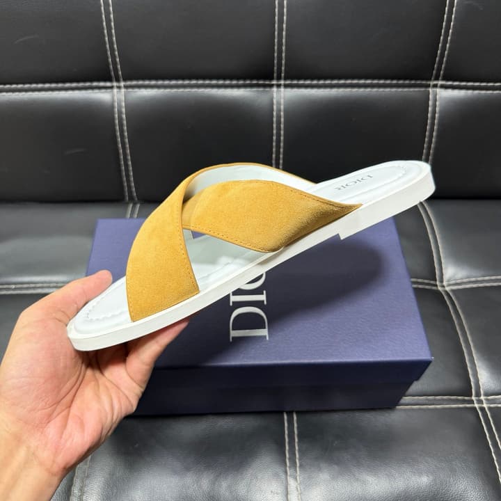 Dior Men's Pebbled Leather and Suede Slides – Spring/Summer Collection 2025 in Black Pebbled Leather Cross Strap