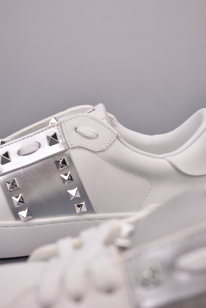 Valentino Rockstud Untitled Rivet Sneakers – 2025 Collection in White With Black Band