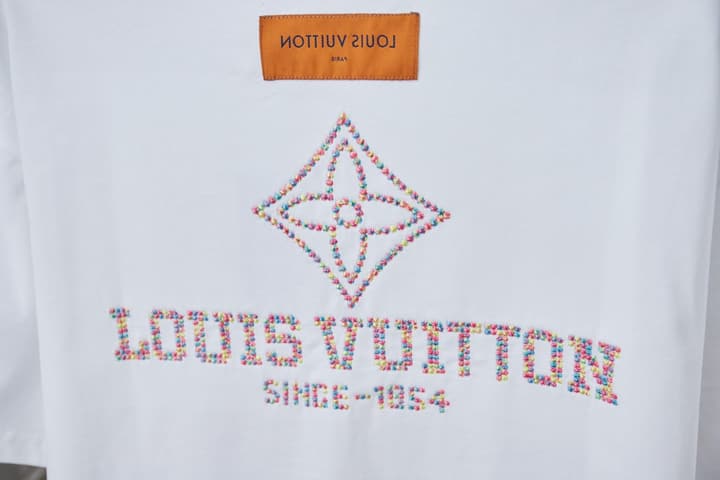 Louis Vuitton Embroidered Hollow LV Letter T-Shirt – 2026SS in Black
